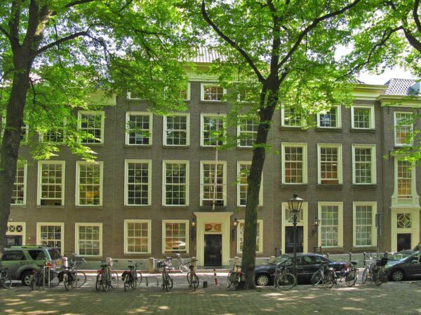 Lange Voorhout 86